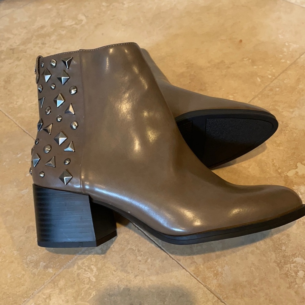 NWOT Sam Edelman Studded Leather Boots